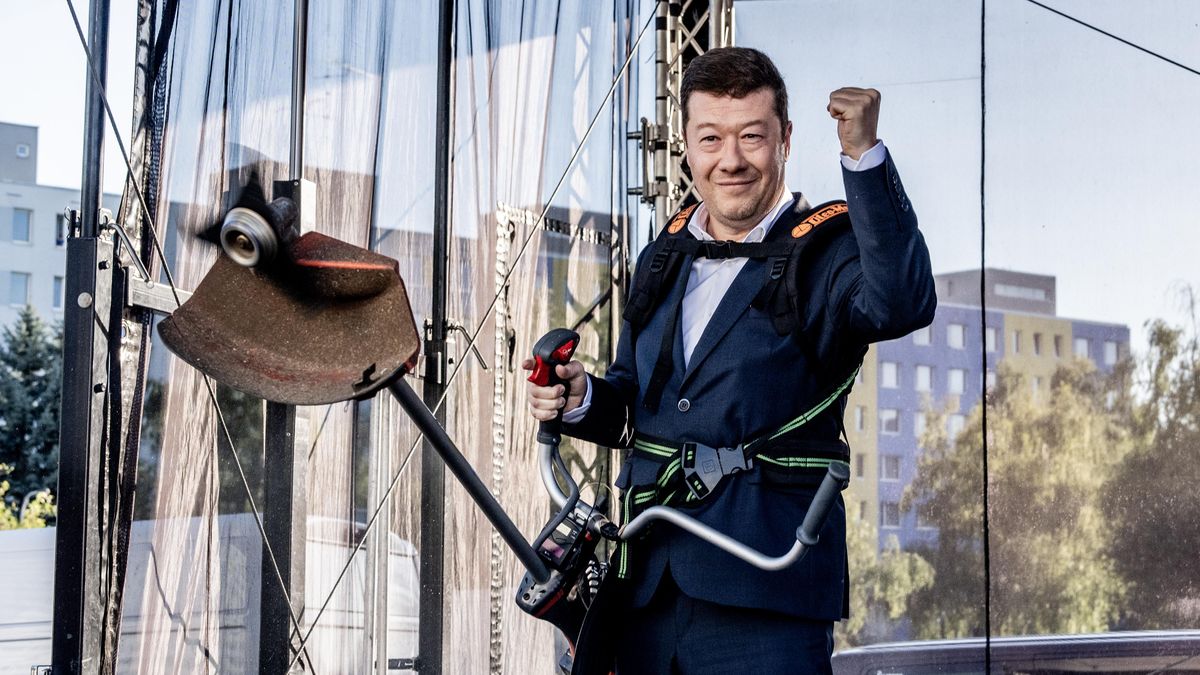 Příběh Tomia Okamury: Od plyšáků do čela Sněmovny